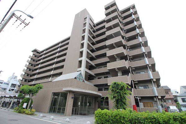 平野元町日興マンションの物件外観写真